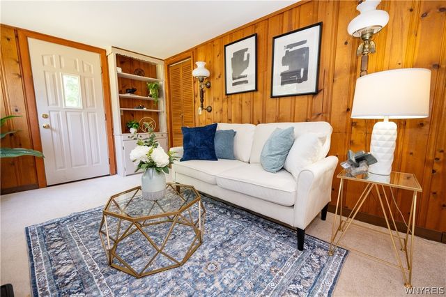 6641 Taylor Road, Hamburg, NY 14075
