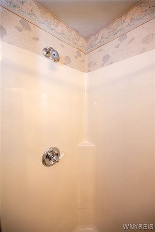 6641 Taylor Road, Hamburg, NY 14075