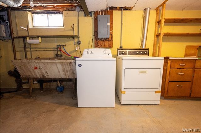 6641 Taylor Road, Hamburg, NY 14075