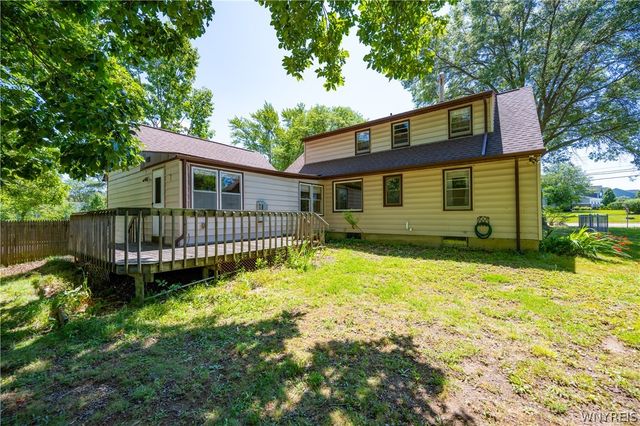 6641 Taylor Road, Hamburg, NY 14075