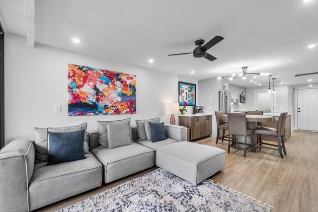 4 Royal Palm Way 4020, Boca Raton, FL 33432