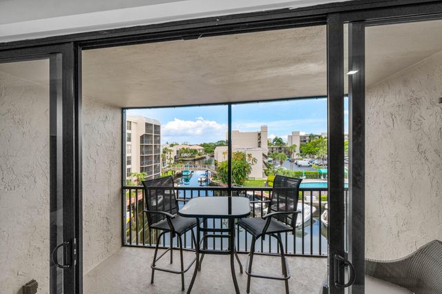 4 Royal Palm Way 4020, Boca Raton, FL 33432