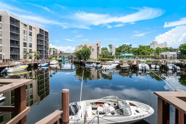 4 Royal Palm Way 4020, Boca Raton, FL 33432