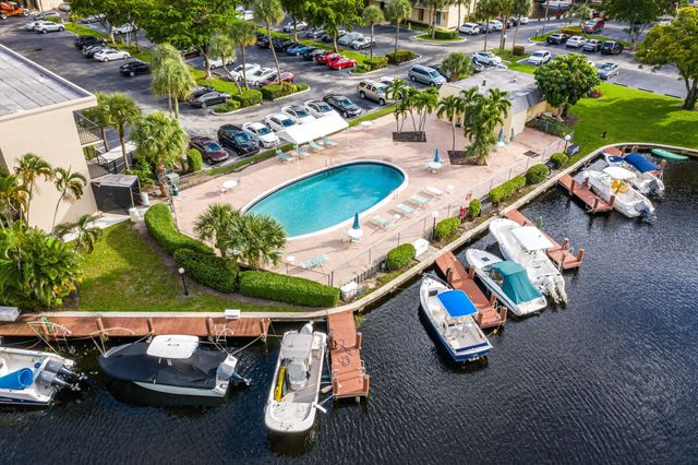 4 Royal Palm Way 4020, Boca Raton, FL 33432