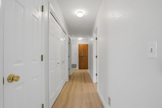 1306 Tradewind Dr, Yuba City, CA 95991