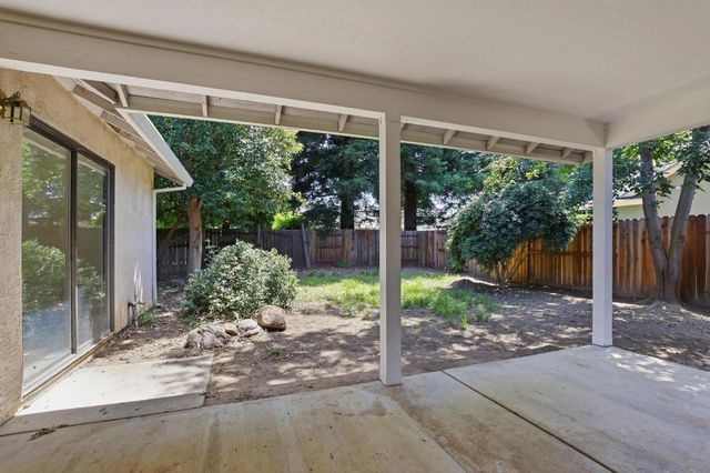 1306 Tradewind Dr, Yuba City, CA 95991