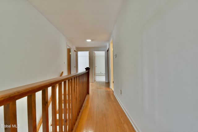 9 Tamarack Lane, Clifton Park, NY 12065