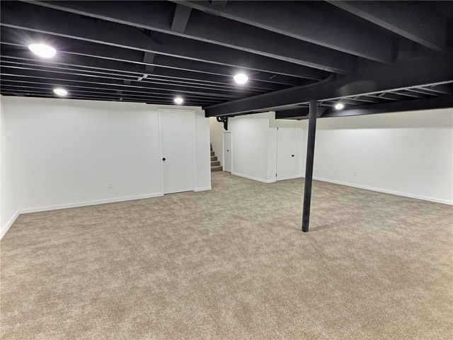 619 W 114th Terrace, Kansas City, MO 64114