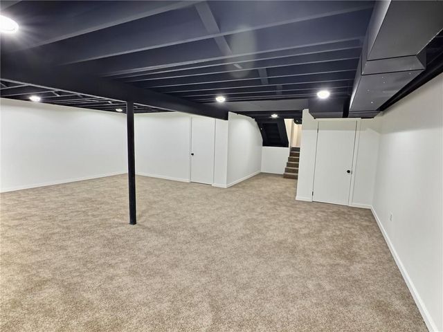 619 W 114th Terrace, Kansas City, MO 64114