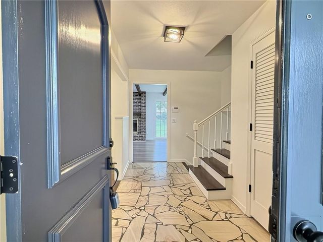 619 W 114th Terrace, Kansas City, MO 64114