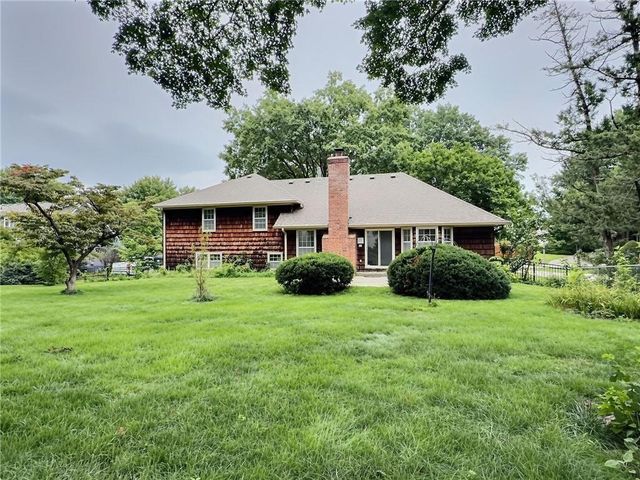619 W 114th Terrace, Kansas City, MO 64114