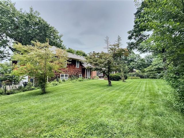 619 W 114th Terrace, Kansas City, MO 64114