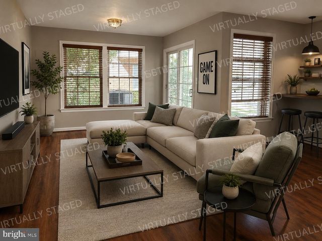 20381 FALLSWAY TER, Sterling, VA 20165