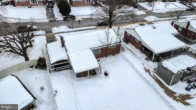 2463 S LUMBER ST, Allentown, PA 18102