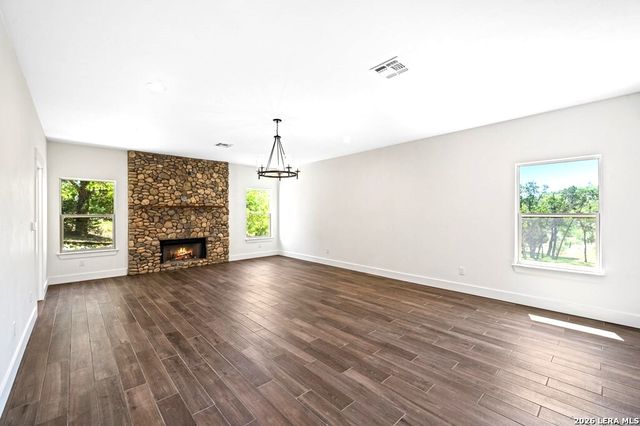 2180 Medina Hwy, Kerrville, TX 78028