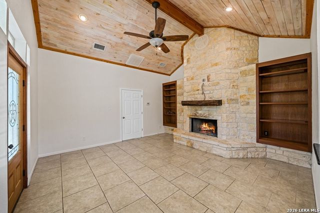 2180 Medina Hwy, Kerrville, TX 78028