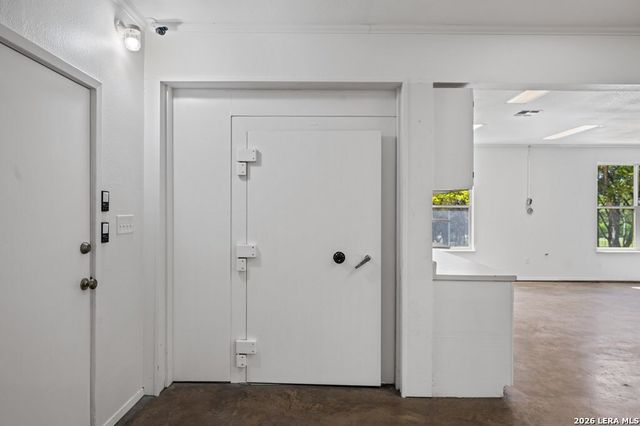 2180 Medina Hwy, Kerrville, TX 78028