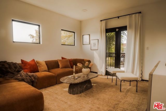 2924 Yale Avenue, Marina Del Rey, CA 90292