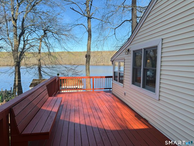 19 Lakeview Drive, Colchester, CT 06415