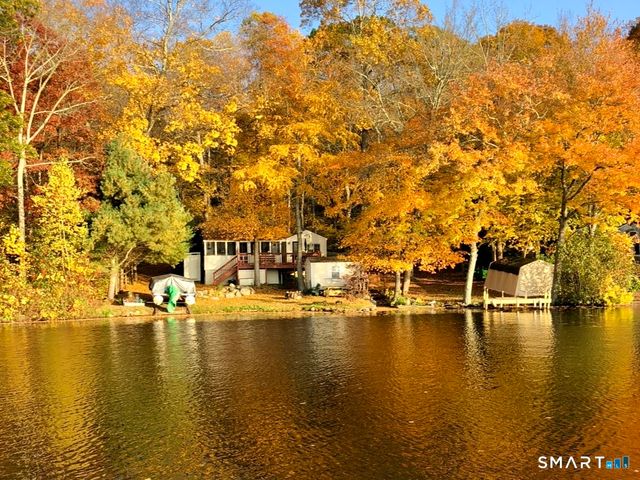 19 Lakeview Drive, Colchester, CT 06415