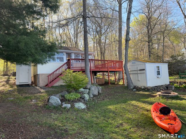 19 Lakeview Drive, Colchester, CT 06415