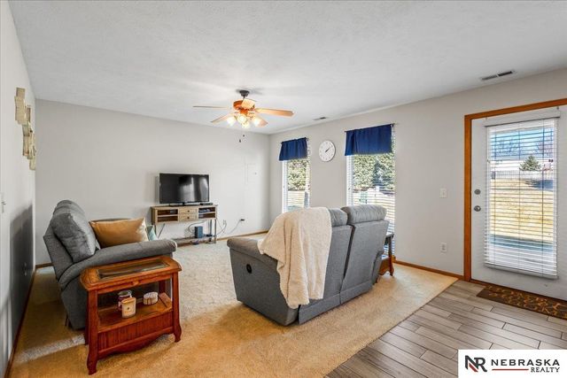 5644 NW 14TH Street, Lincoln, NE 68521