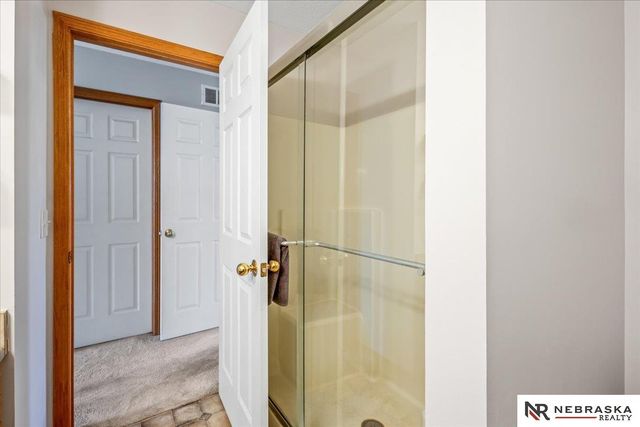 5644 NW 14TH Street, Lincoln, NE 68521