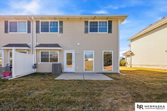 5644 NW 14TH Street, Lincoln, NE 68521