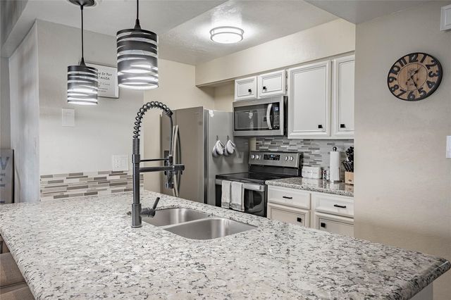 12500 Melville Drive 338D, Montgomery, TX 77356