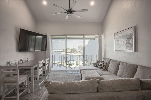 12500 Melville Drive 338D, Montgomery, TX 77356