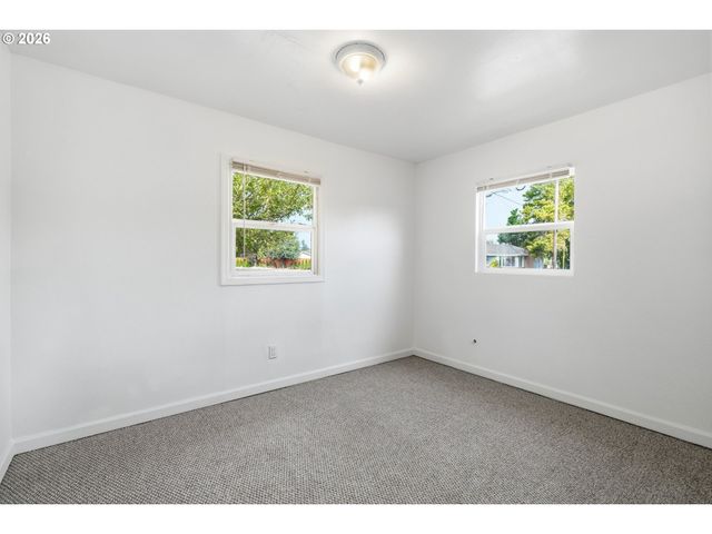 9201 Se 77TH Ct, Portland, OR 97206