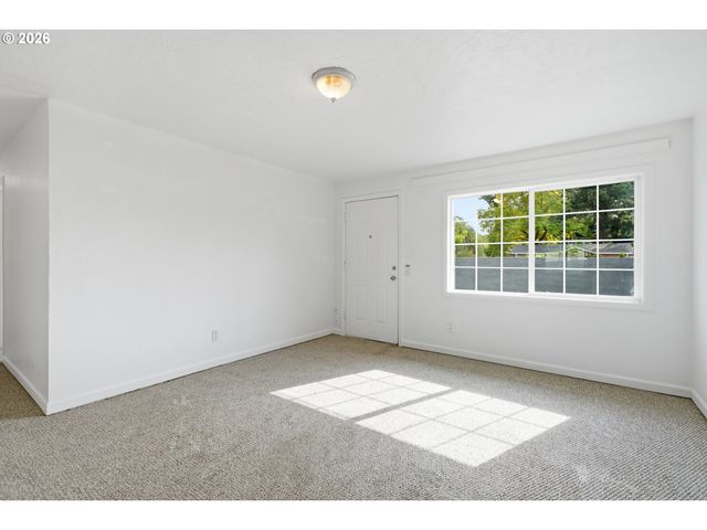 9201 Se 77TH Ct, Portland, OR 97206