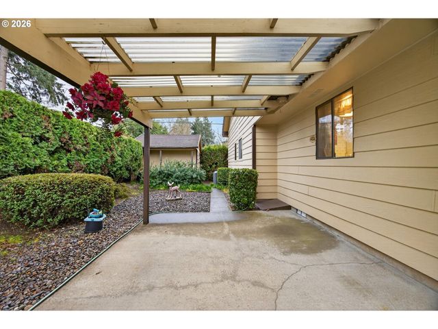 8050 Sw 103RD Ave, Beaverton, OR 97008