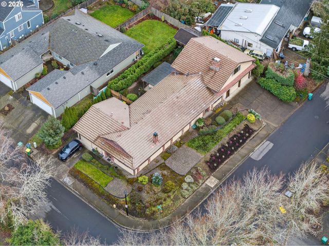 8050 Sw 103RD Ave, Beaverton, OR 97008