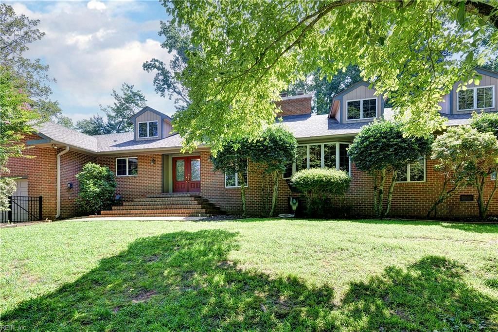 115 Holcomb DR, Williamsburg, VA 23185