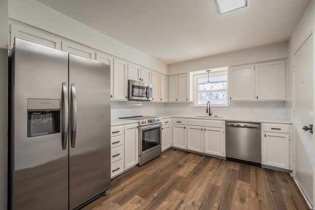 709 Blue Meadow Drive, Azle, TX 76020