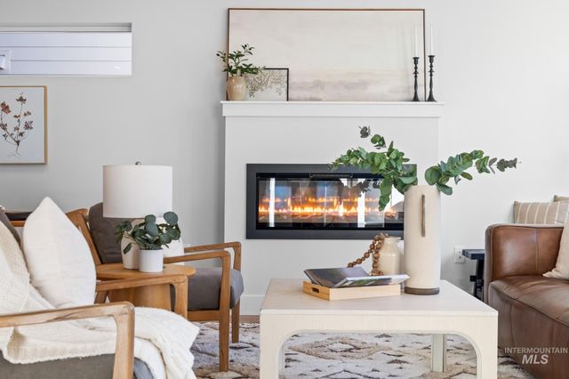 2109 S Pacific St, Boise, ID 83705