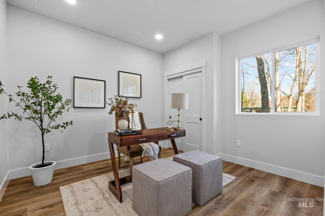 2109 S Pacific St, Boise, ID 83705