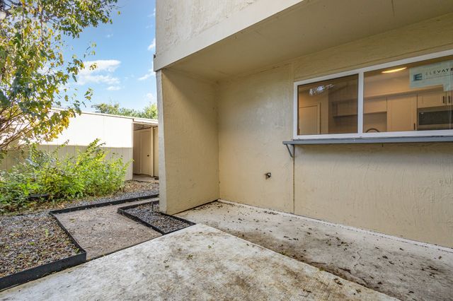 4140 Towngate Boulevard, Garland, TX 75041