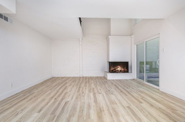 4140 Towngate Boulevard, Garland, TX 75041