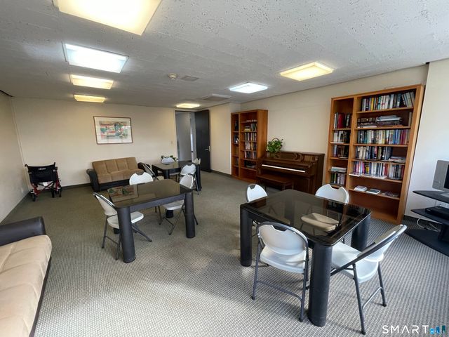 2625 Park Avenue 11P, Bridgeport, CT 06604