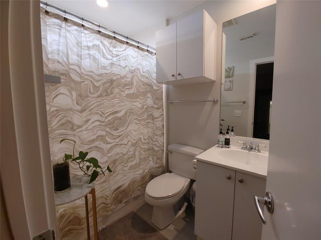 913 Saulnier Street, Houston, TX 77019