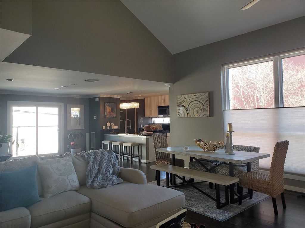 913 Saulnier Street, Houston, TX 77019