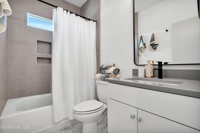 506 Canal Drive 2, Carolina Beach, NC 28428