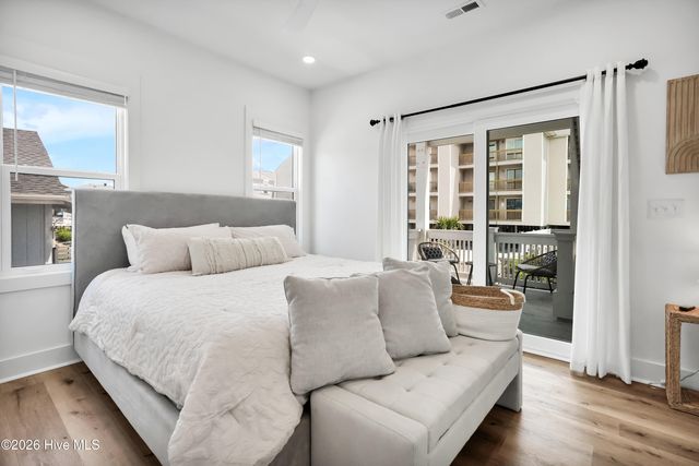 506 Canal Drive 2, Carolina Beach, NC 28428