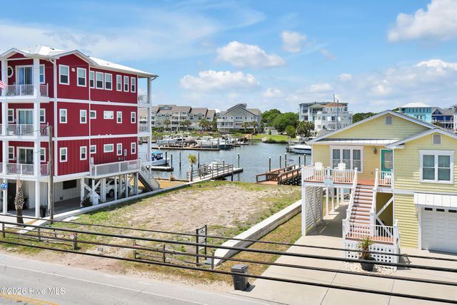 506 Canal Drive 2, Carolina Beach, NC 28428