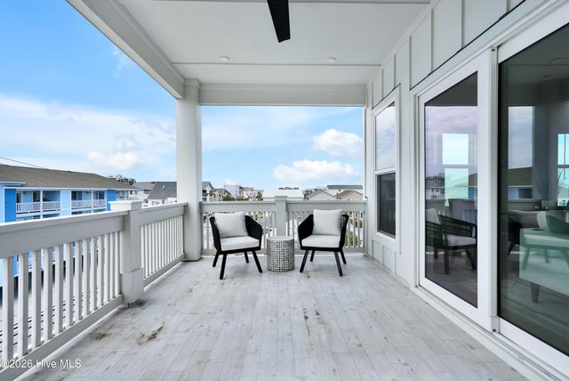 506 Canal Drive 2, Carolina Beach, NC 28428