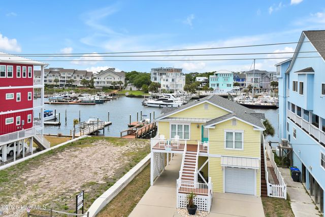 506 Canal Drive 2, Carolina Beach, NC 28428
