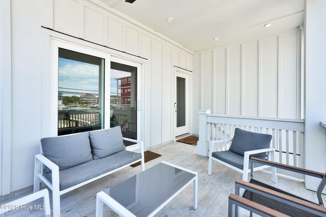 506 Canal Drive 2, Carolina Beach, NC 28428