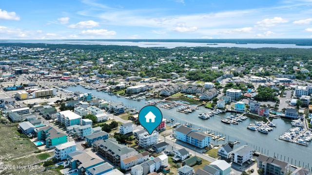 506 Canal Drive 2, Carolina Beach, NC 28428